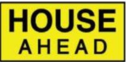 House Ahead / Pilot Vehicle Sign image